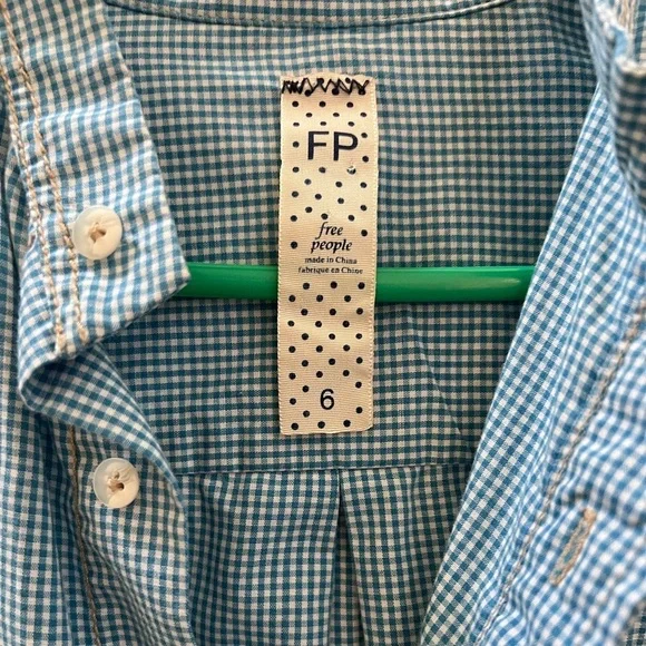 Free People long button down shirt dress blue gingham style size Large - Picture 15 of 15
